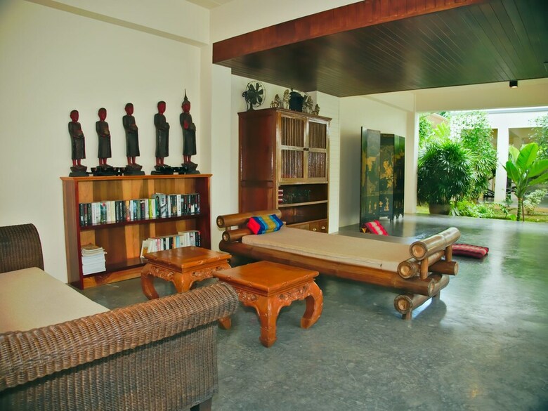 Hotel Chanapha Residence