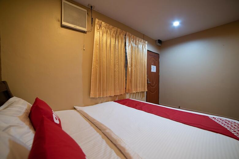 Hotel Oyo 432 Longzhu Guesthouse
