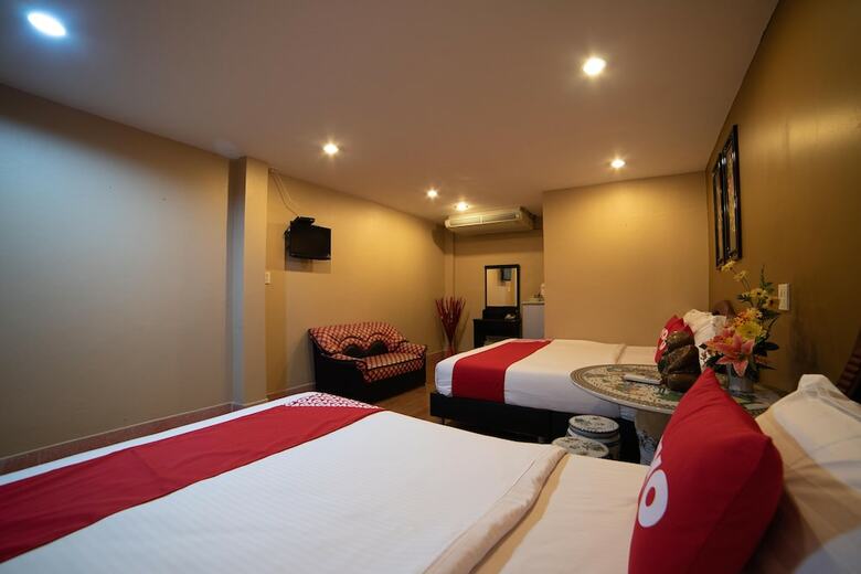 Hotel Oyo 432 Longzhu Guesthouse
