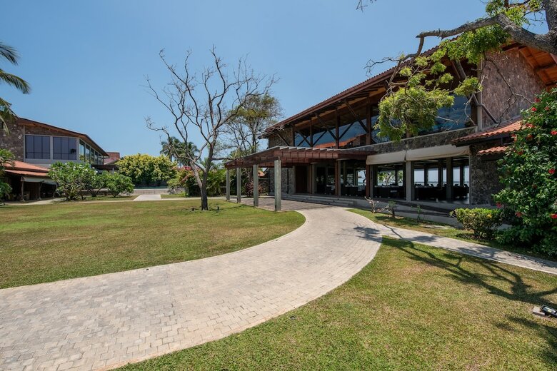 Hotel Arie Lagoon