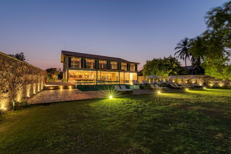 Hotel Arie Lagoon