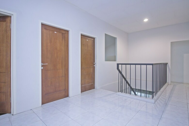 Hotel Urooms Tanah Abang
