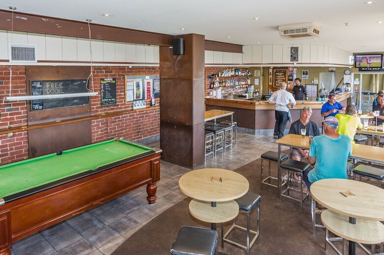 Merimbula Lakeview Hotel