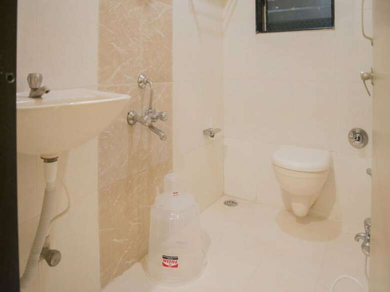 Oyo 4185 Hotel Sachin Excellency