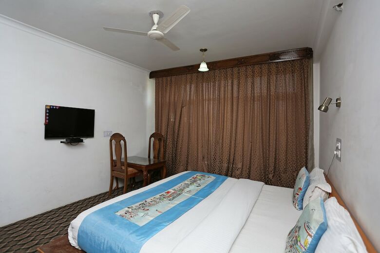 Hotel Oyo 4759 Nishat Hill Resort
