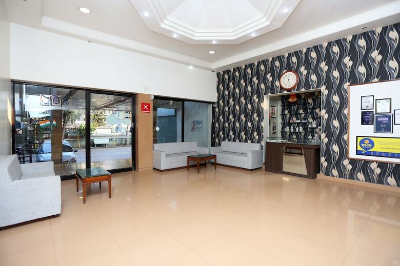 Oyo 7693 Saish Hotel