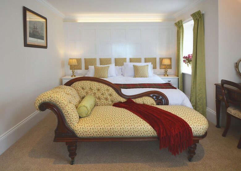 Hotel Haven Hall