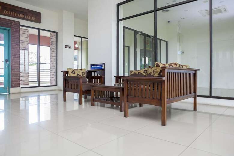 Hotel Reddoorz Apartment @ Tamansari Panoramic Soekarno