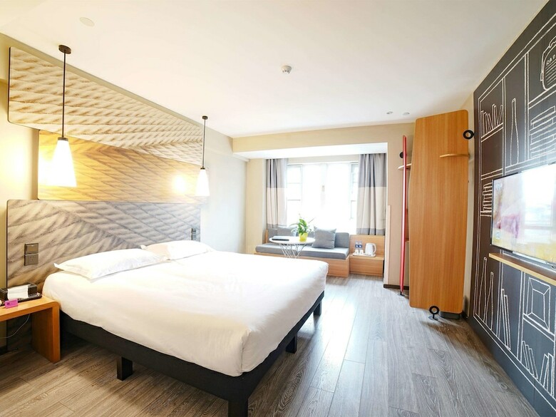 Hotel Ibis Chengdu West Jingcui Road