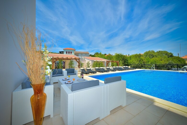 Apartamentos Villas Dalmacija