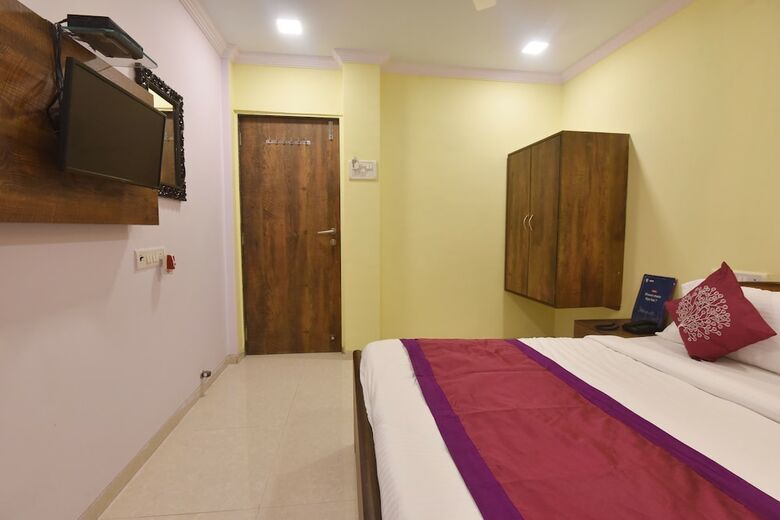 Oyo 8685 Hotel Stayland