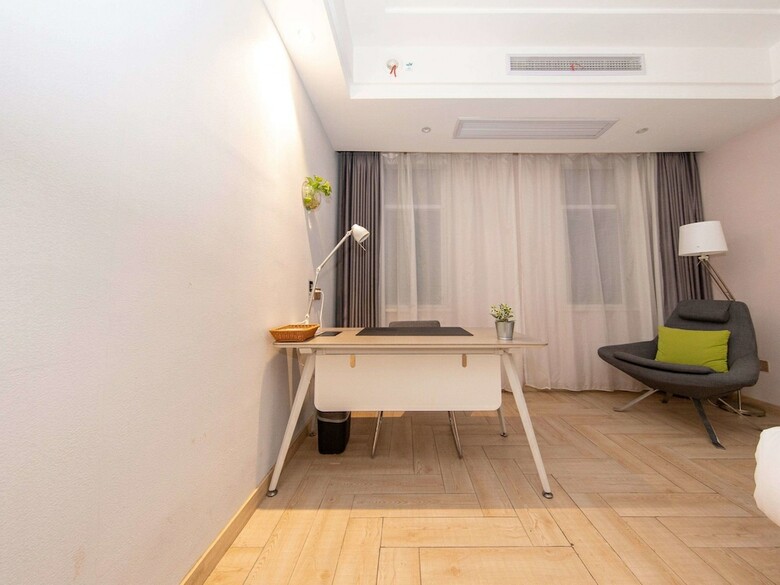 Hotel Ibis Styles Nt Shimao Plz