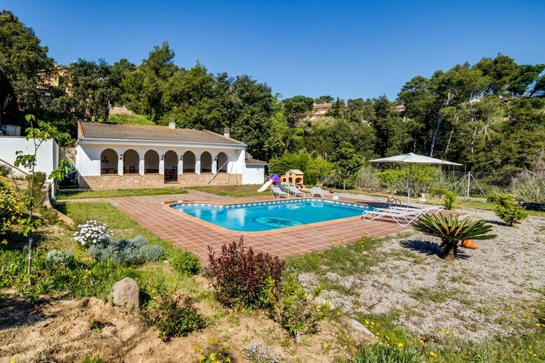 Vivalidays Villa Genis Barcelona