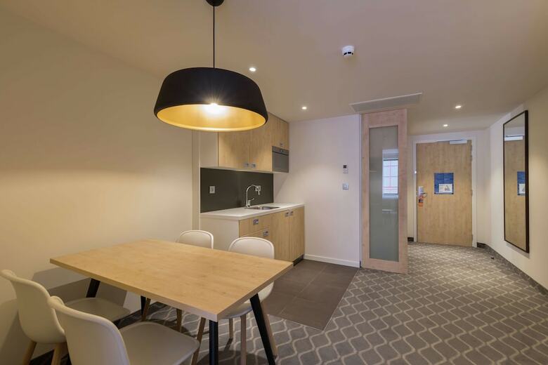 Hotel Hampton By Hilton Antwerp Central Station