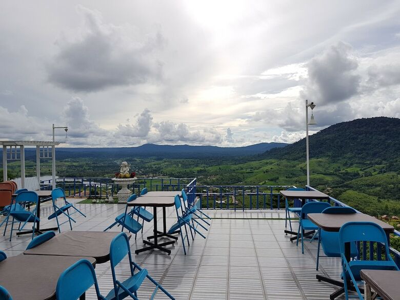 Hotel Baanmorkburi Resort