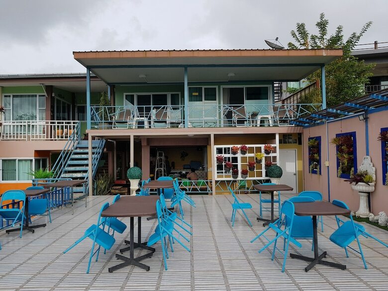 Hotel Baanmorkburi Resort
