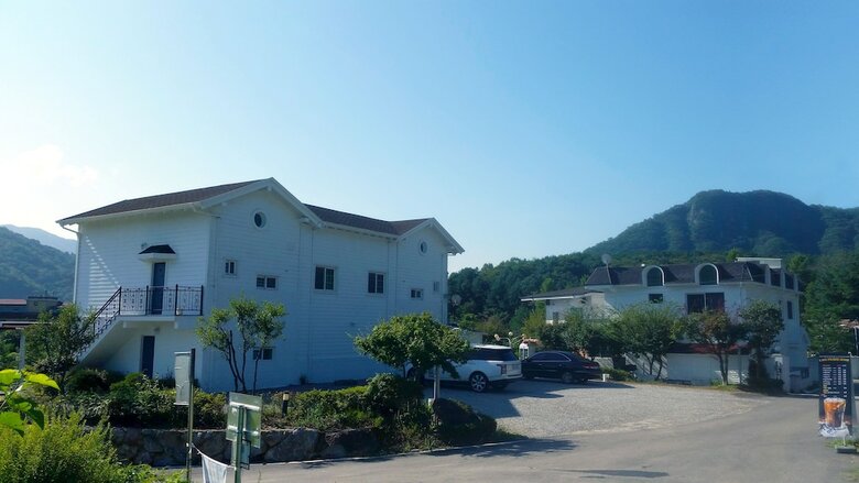 Oikos Leisure Pension