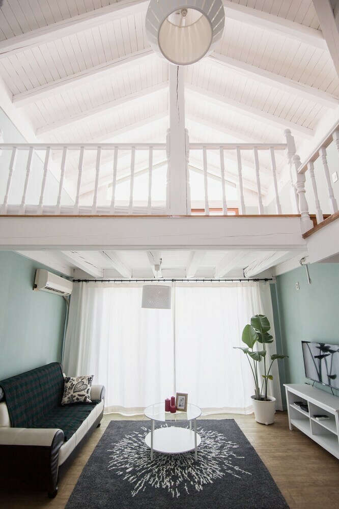 Oikos Leisure Pension
