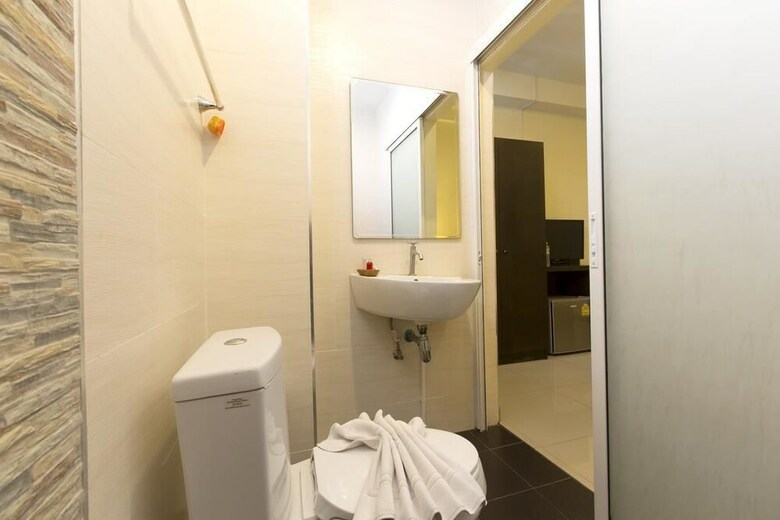 Hotel The Elegant Patong
