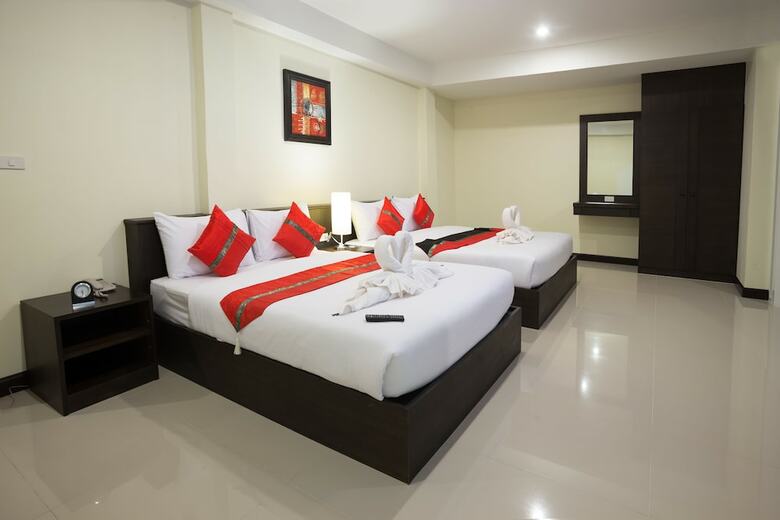 Hotel The Elegant Patong