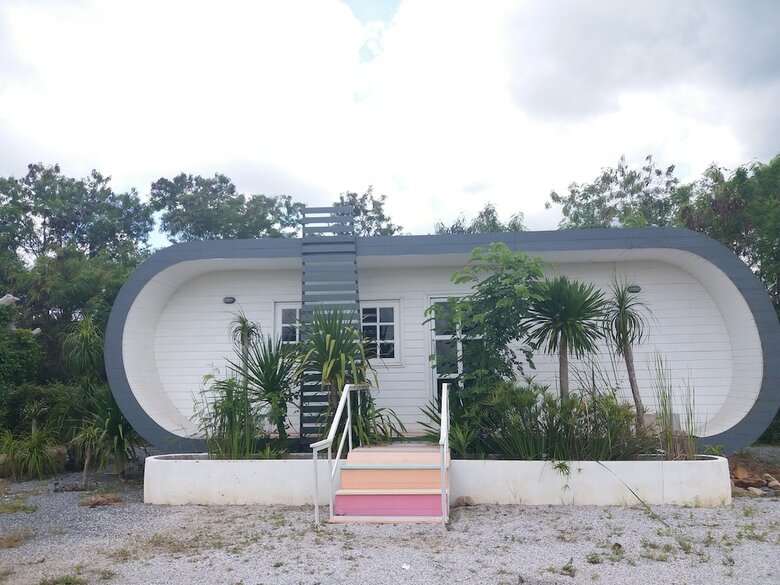 Hotel Monrak Lamtakong Resort