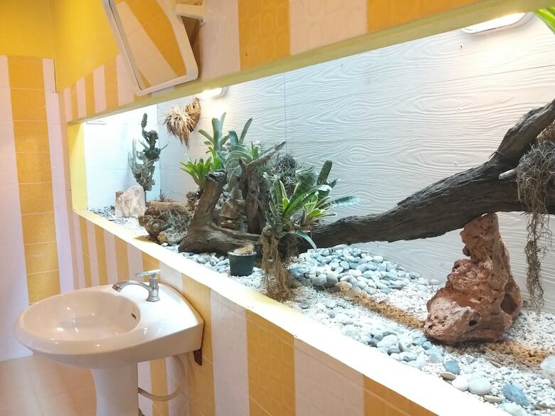 Hotel Monrak Lamtakong Resort