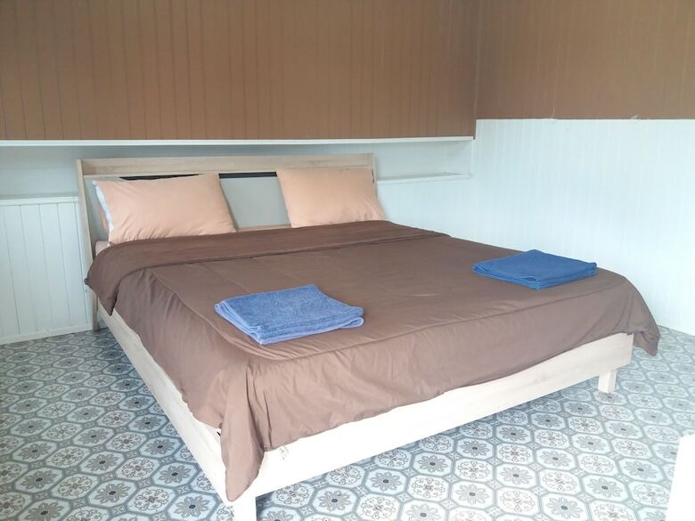 Hotel Monrak Lamtakong Resort