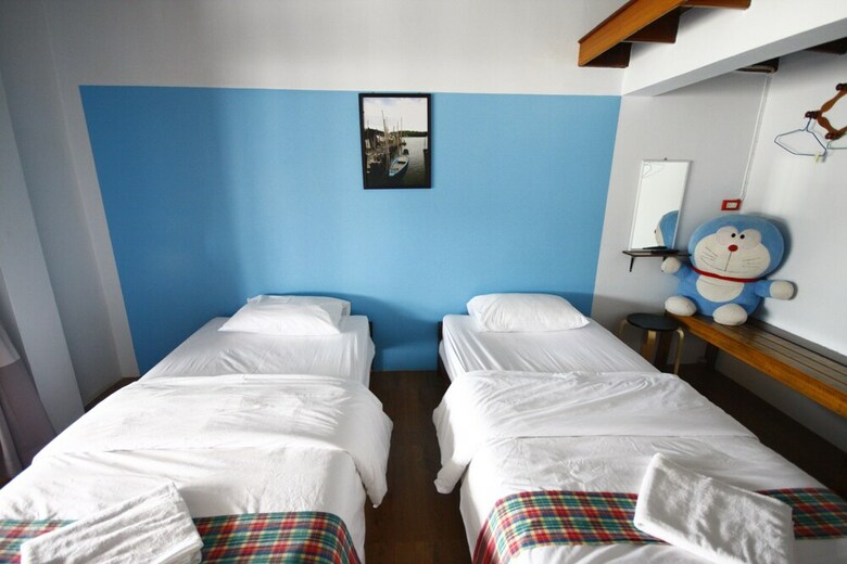Hotel Baanchansamut Homestay