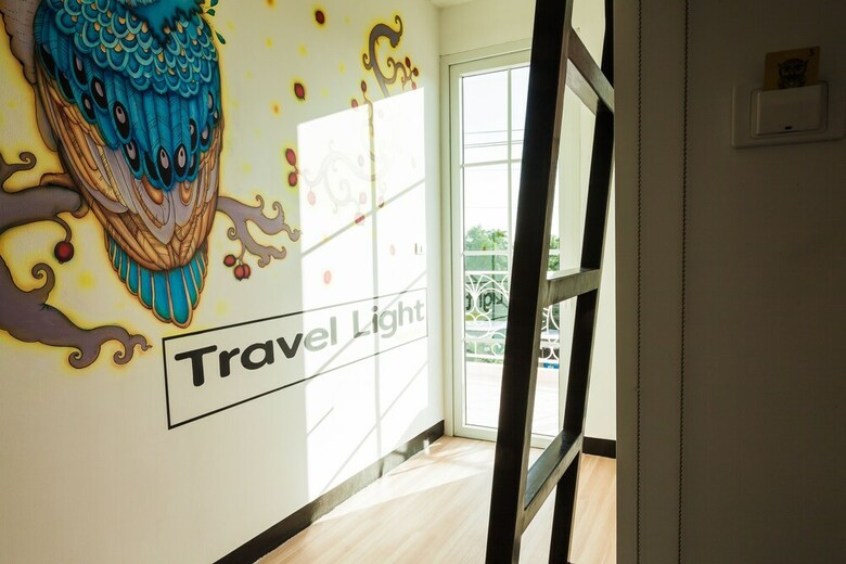 Hostal Travel Light Hostel Pattaya