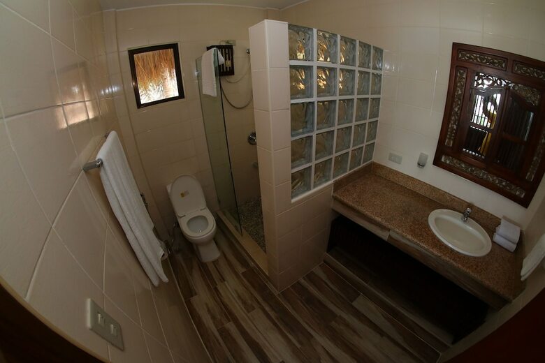 Villas By Eco Hotel Batangas