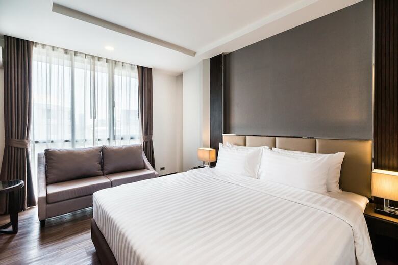 Surestay Plus Hotel By Best Western Sukhumvit 2