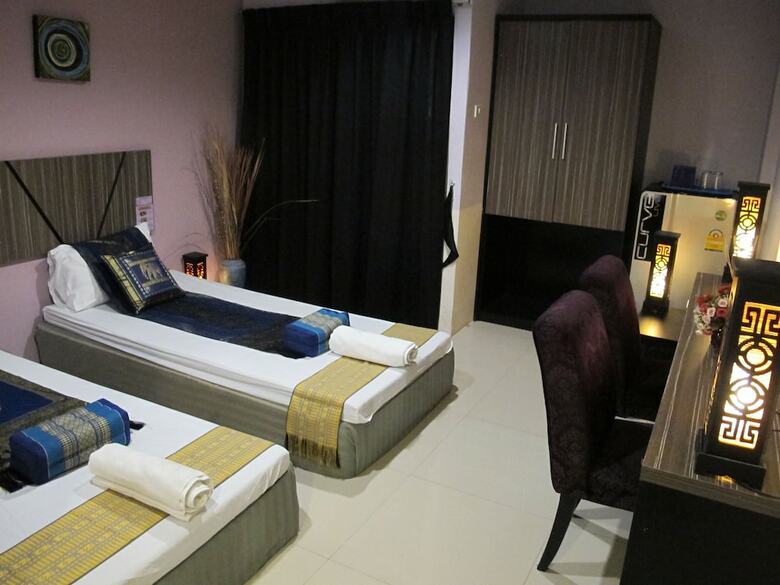 Hotel Suvarnabhumi Oriental Resort