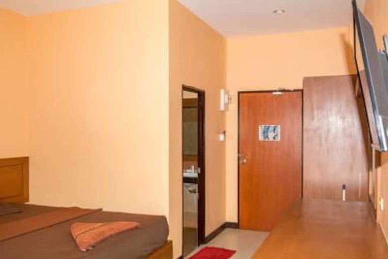 Hostal Carabao Dive Resort
