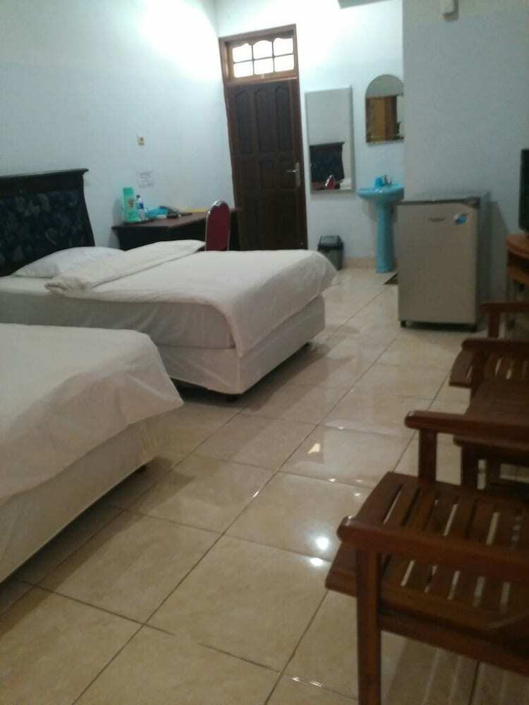 Avicenna Hotel
