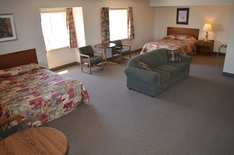 Grand Memories Hotel & Suites