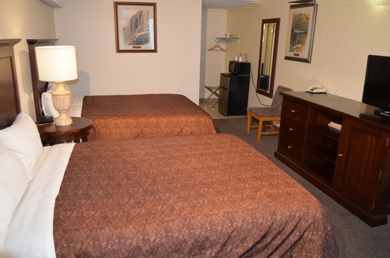 Grand Memories Hotel & Suites