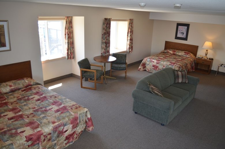 Grand Memories Hotel & Suites