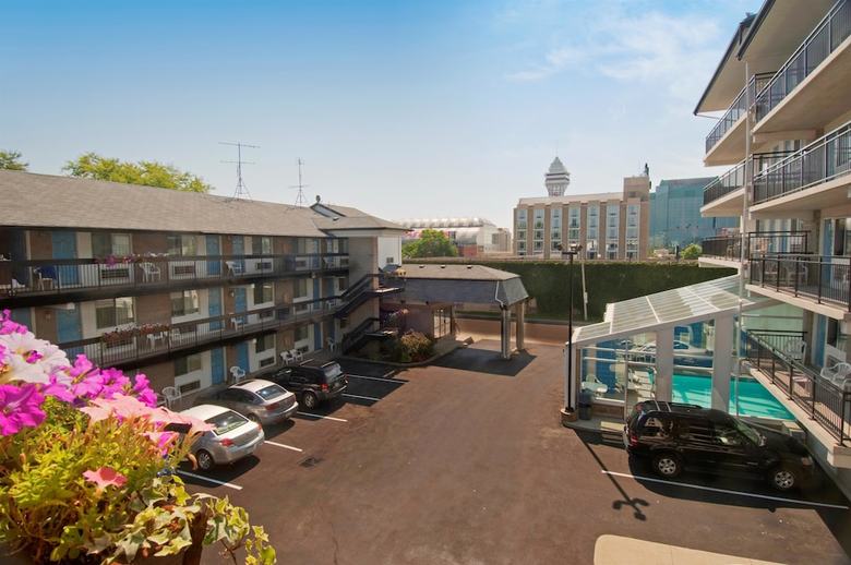 Grand Memories Hotel & Suites