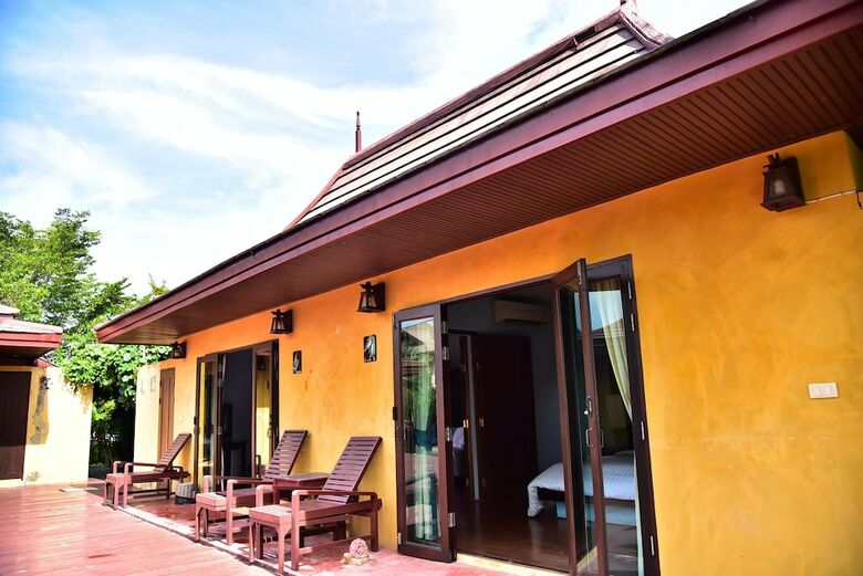 Hotel Chaan Mai Hom