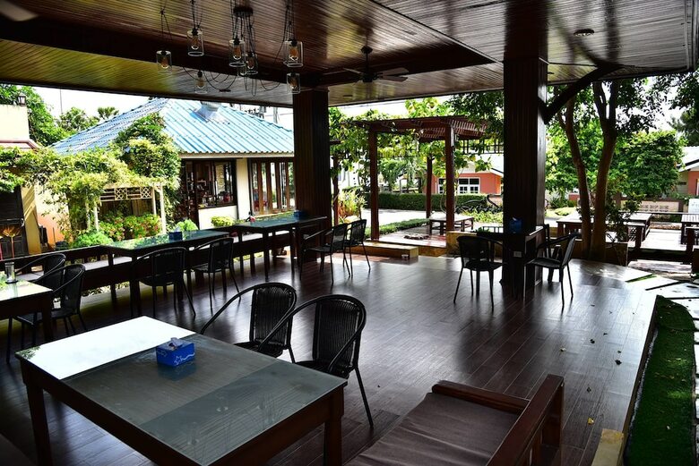 Hotel Chaan Mai Hom