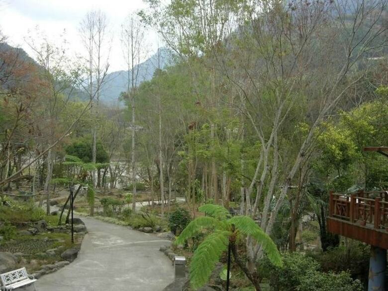 Hushan Hotspring Hotel
