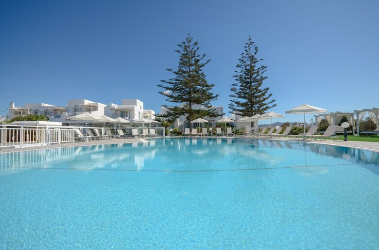 Birikos Hotel & Suites