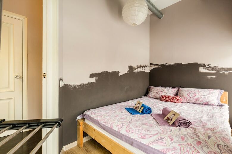 Hostal Whose Suitcase Hostel