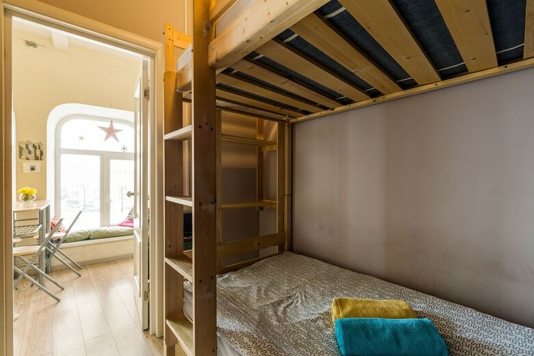 Hostal Whose Suitcase Hostel