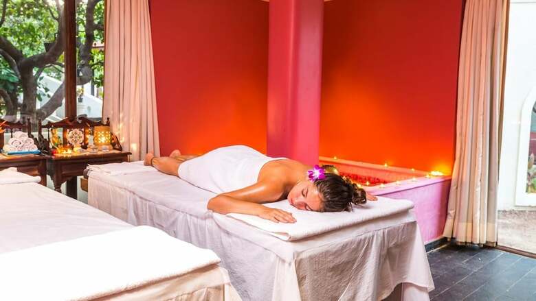 Hotel Amritara Aura Spa And Retreat