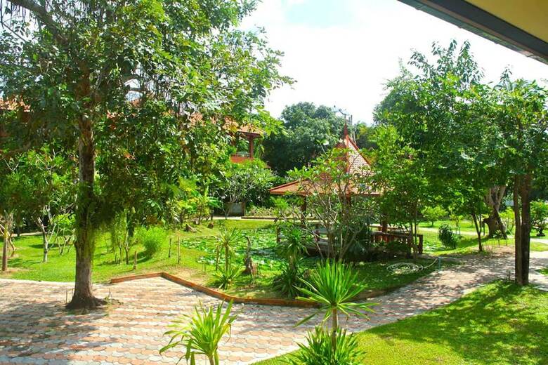 Hotel P.s. Thana Resort