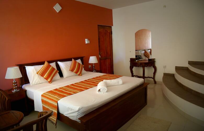 Romance Hills Hotel