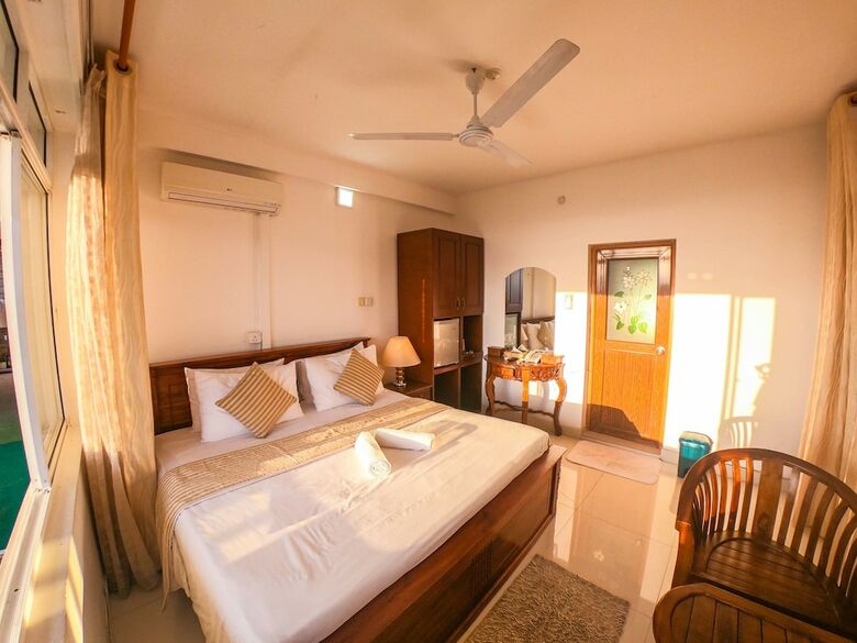 Romance Hills Hotel