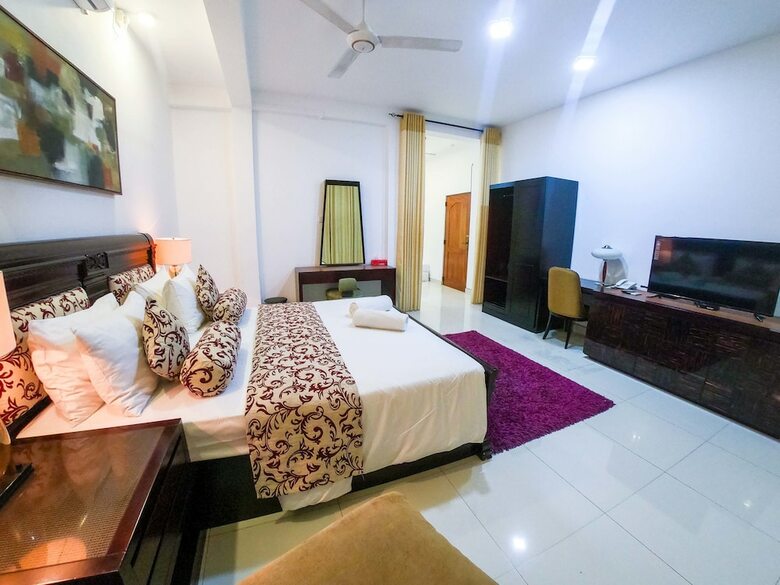 Romance Hills Hotel