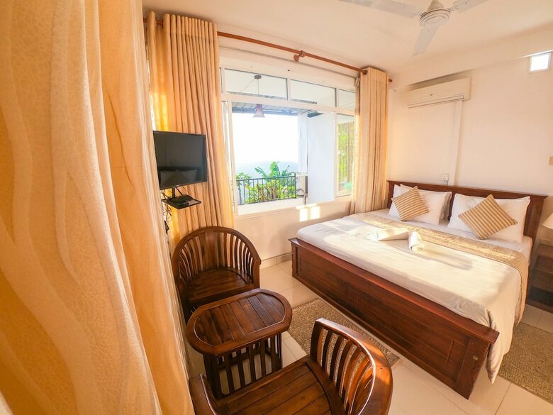 Romance Hills Hotel